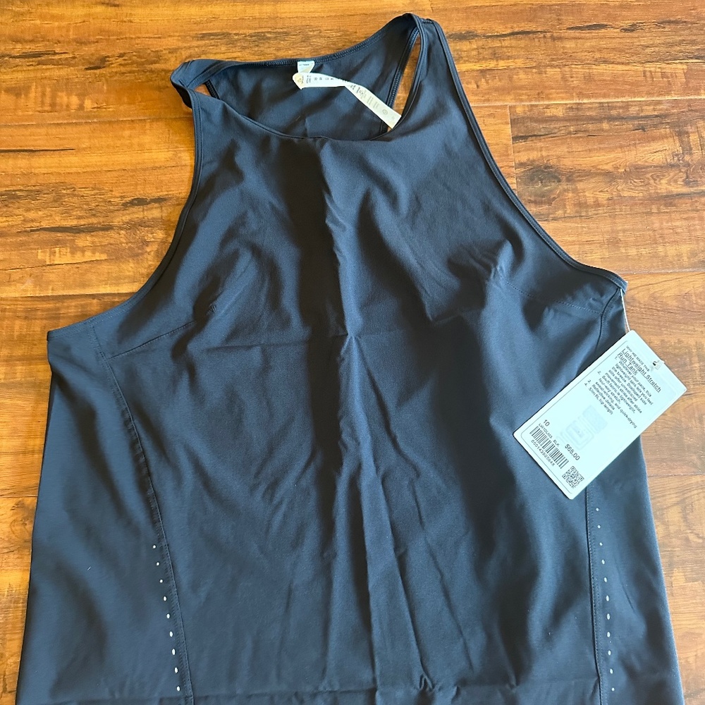 Lululemon lightweight stretch run tank